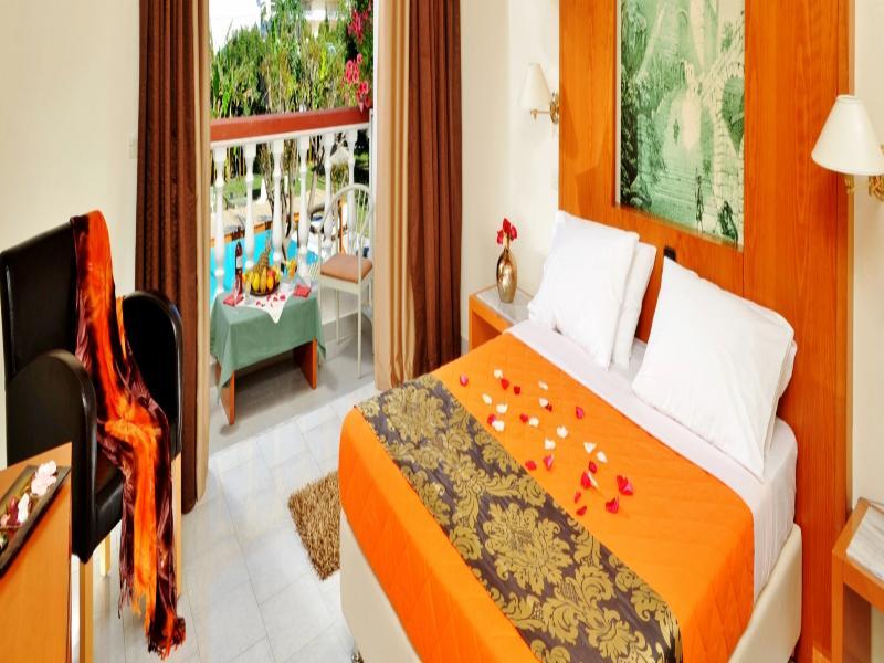 Hotel Naturist Angel Nudist Club - Adults Only Paradeísion