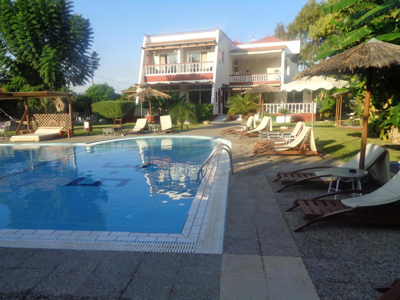 Hotel Naturist Angel Nudist Club - Adults Only Paradeísion